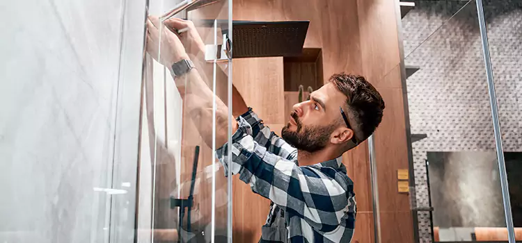 Replace Shower Doors with Frameless La Puente